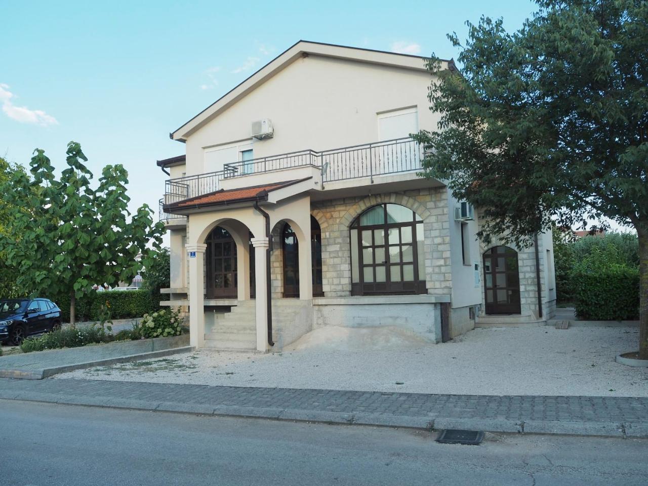 Apartment Ivan-Experience 3 Bedrooms يوبوسكي المظهر الخارجي الصورة